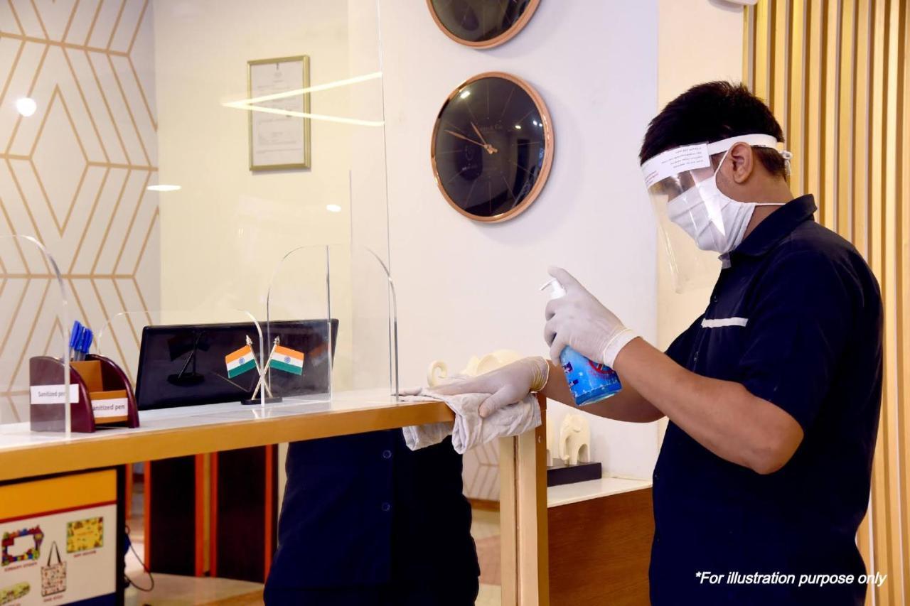 Oyo Shree Balaji Tower Hotel โบปาล ภายนอก รูปภาพ