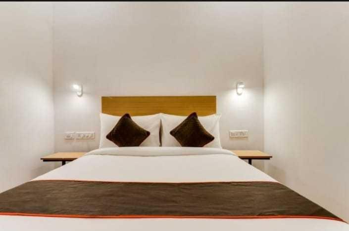 Oyo Shree Balaji Tower Hotel โบปาล ภายนอก รูปภาพ